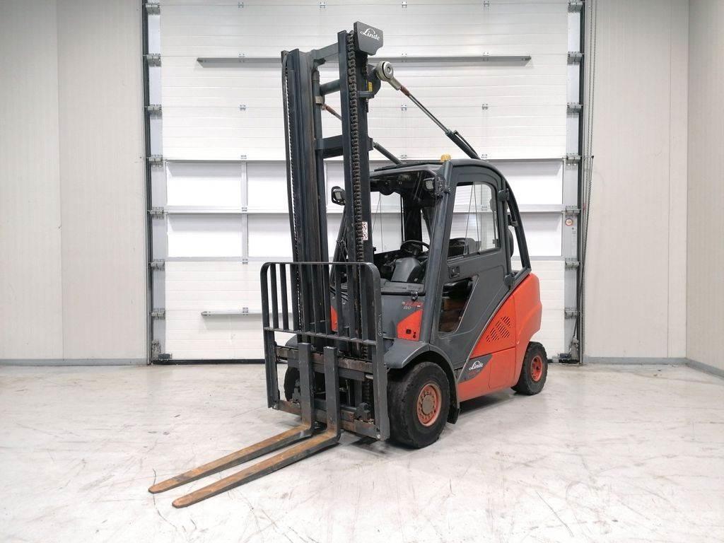 Linde H30D-02 Dizelski viličarji