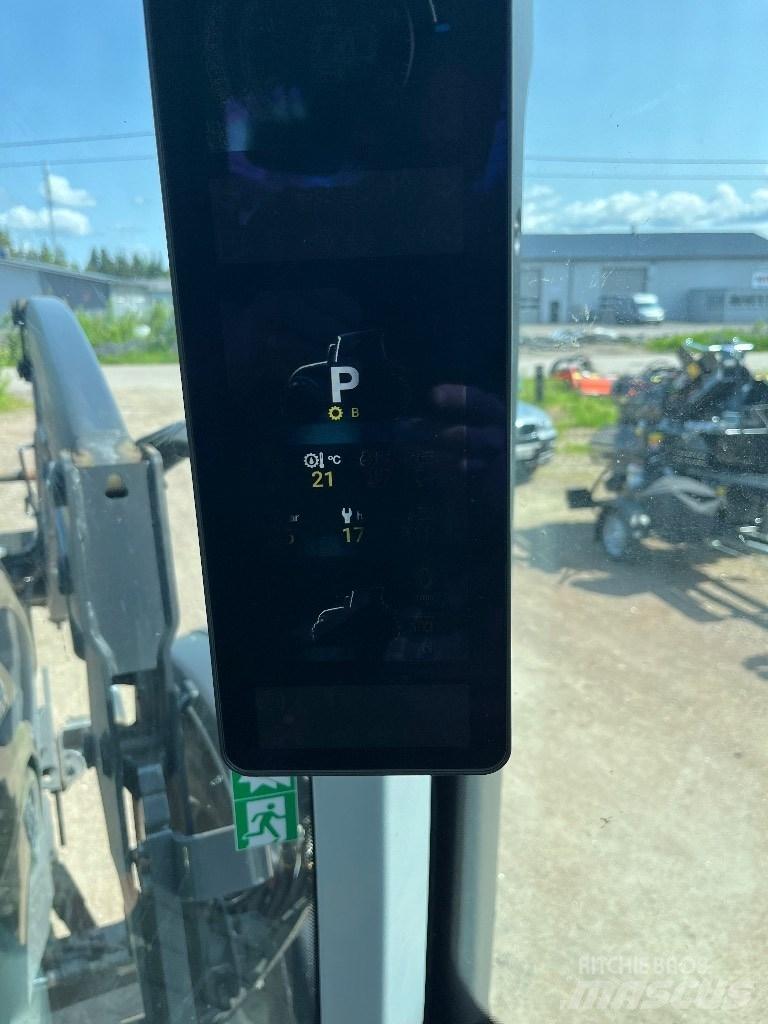 Valtra T 145 Traktorji