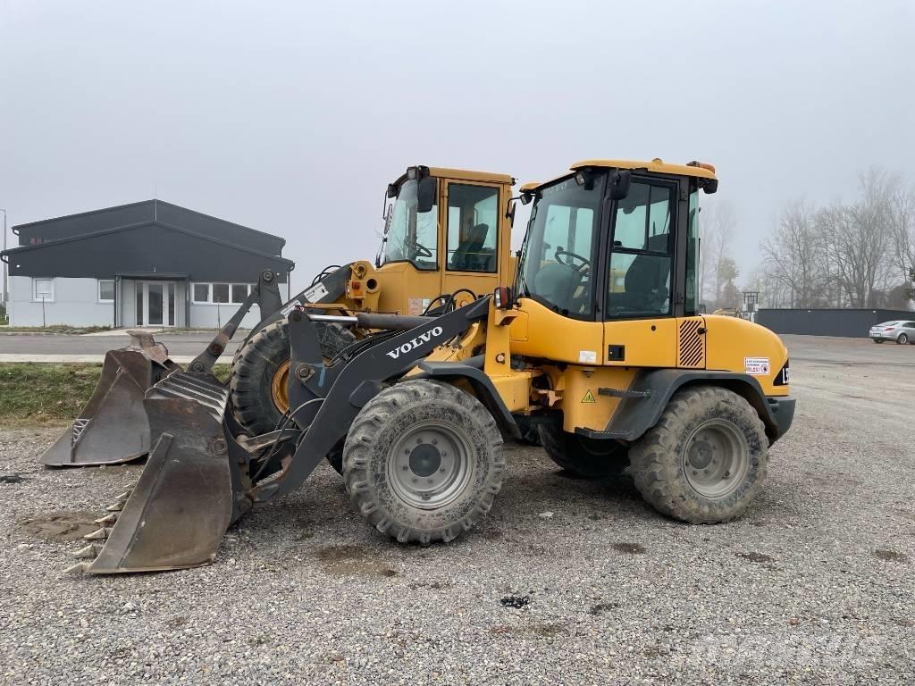 Volvo L 35 B - Z Kolesni nakladalci