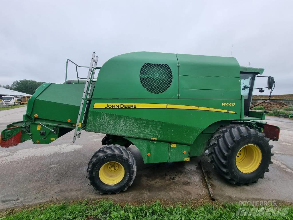 John Deere W 440 Kombajni