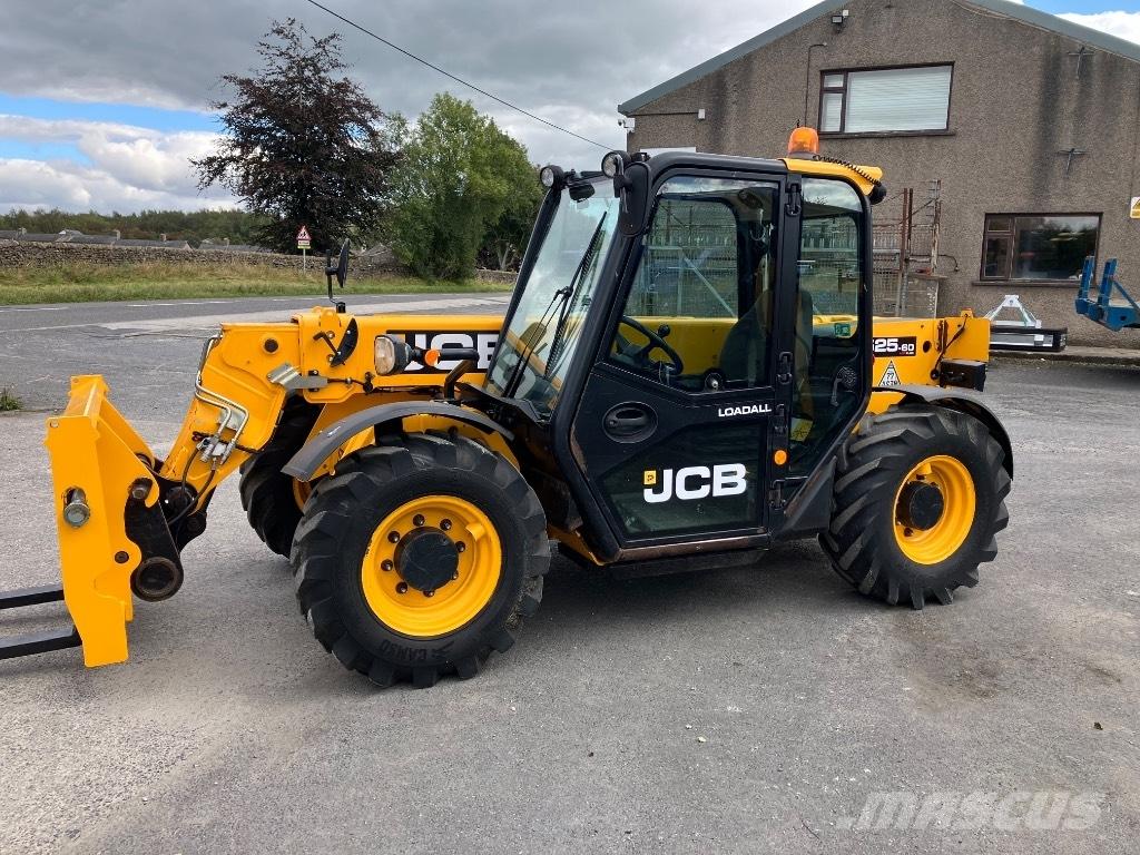 JCB 525-60 Agri Plus Kmetijski teleskopski nakladalci