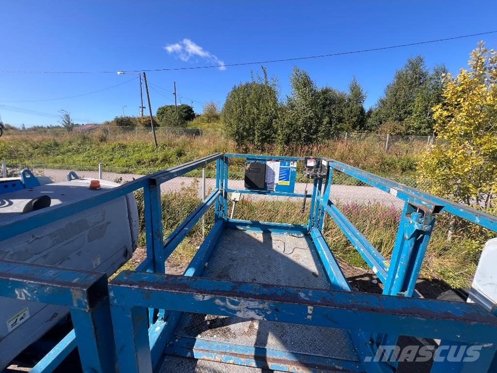 Genie GS 3268 RT Škarjaste dvižne ploščadi