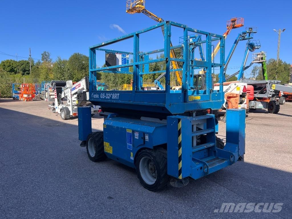 Genie GS 3268 RT Škarjaste dvižne ploščadi