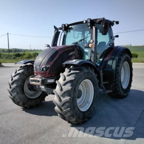 Valtra N 174 Traktorji