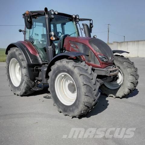 Valtra N 174 Traktorji