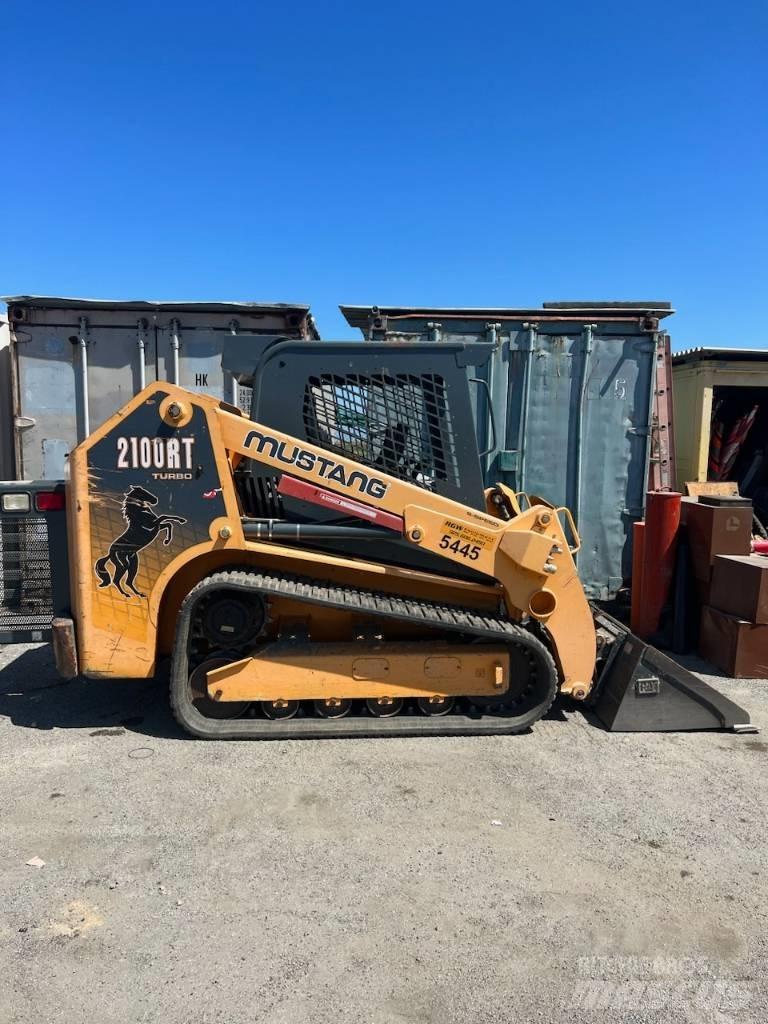 Mustang 2100RT Skid steer mini nakladalci
