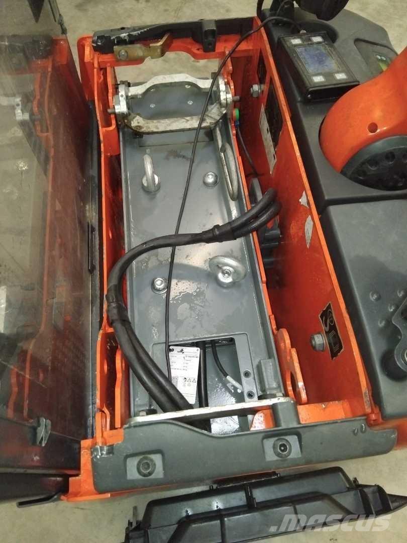 Linde L12AP Samopogonski ročni viličarji