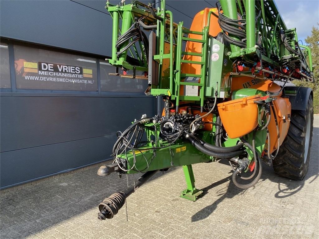 Amazone UX 5200 Vlečne škropilnice