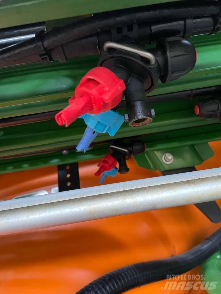Amazone UX 5200 Vlečne škropilnice