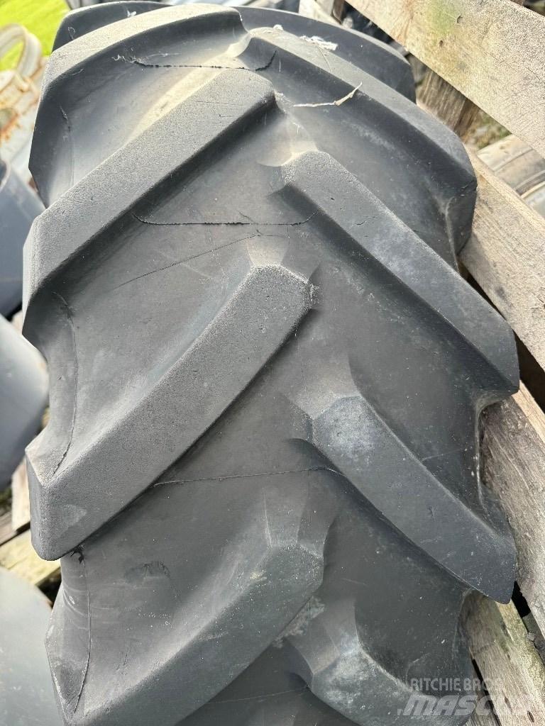 Michelin 14.5R20 Gume, kolesa in platišča