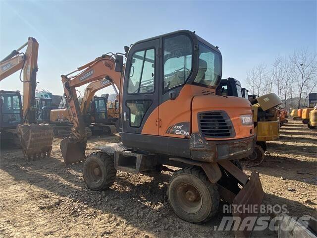 Doosan DX60W Mini bagri <7t
