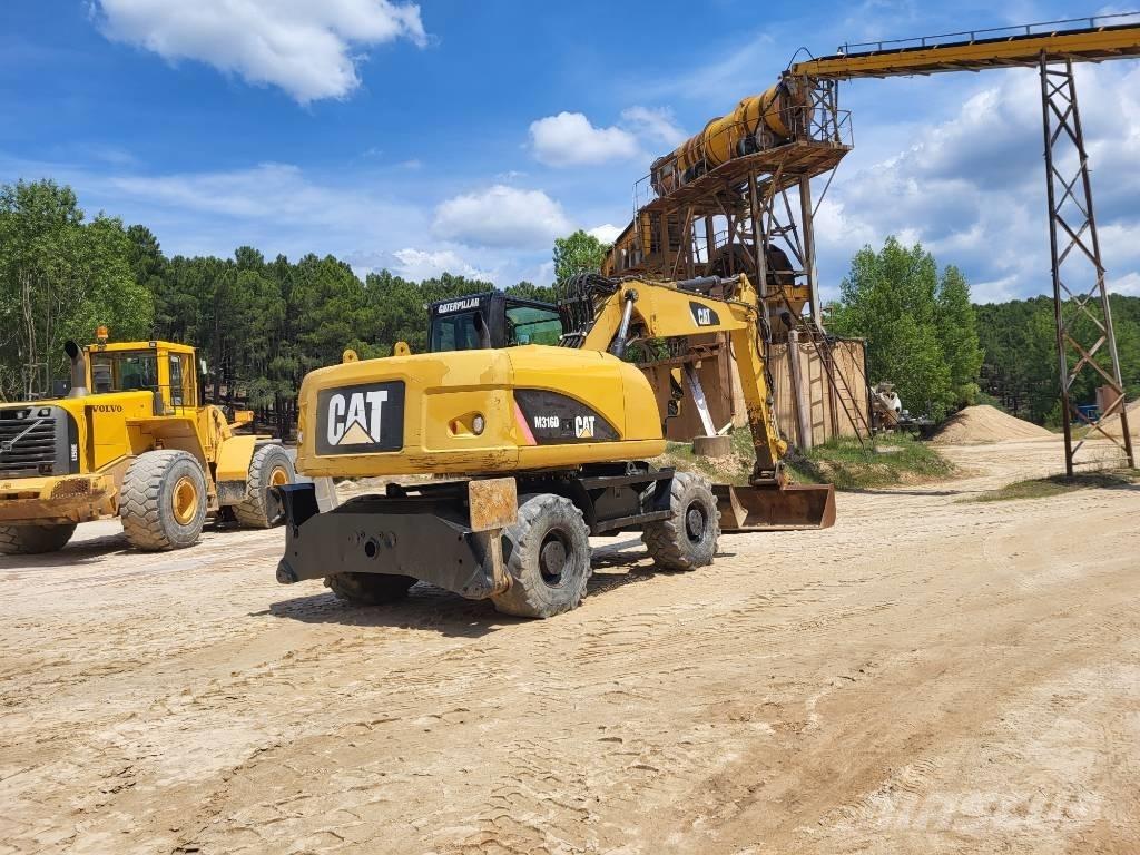 CAT M318d Bagri na kolesih