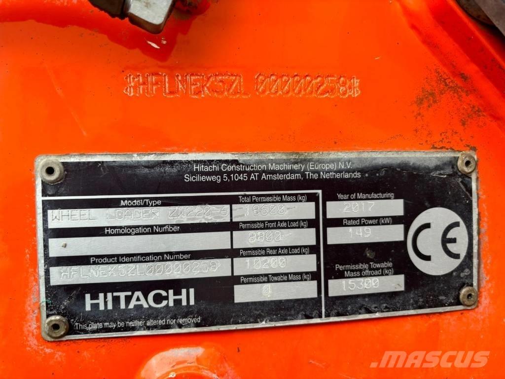 Hitachi ZW 220-6 Kolesni nakladalci