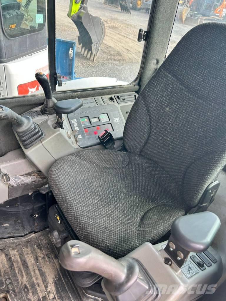 Bobcat E 50 Mini bagri <7t