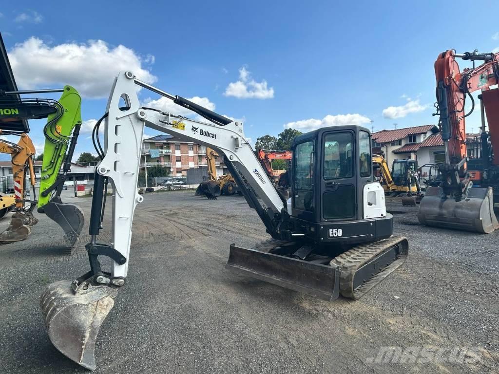 Bobcat E 50 Mini bagri <7t