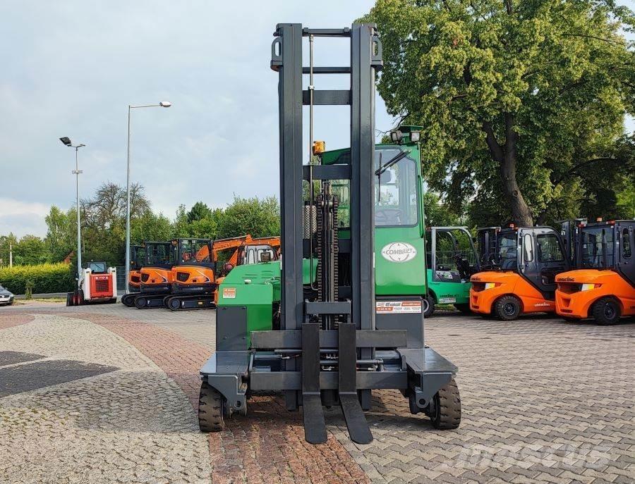 Combilift C4000 4-Smerni viličarji