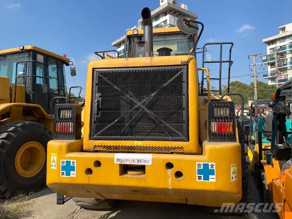 CAT 966 H Kolesni nakladalci