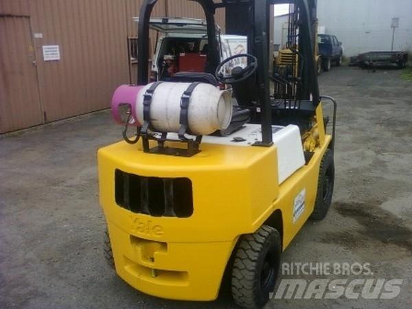 Yale 2.5 Tonne Plinski viličarji