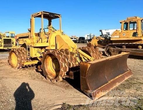 CAT 816 Kompaktorji tal