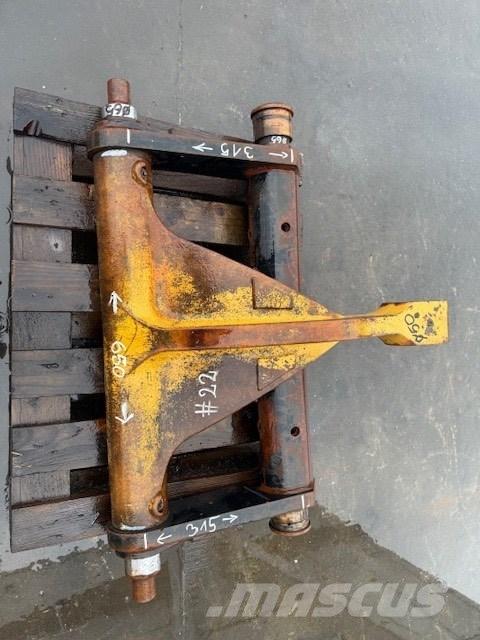 CAT 908 BUCKET LINK Hitre spojke