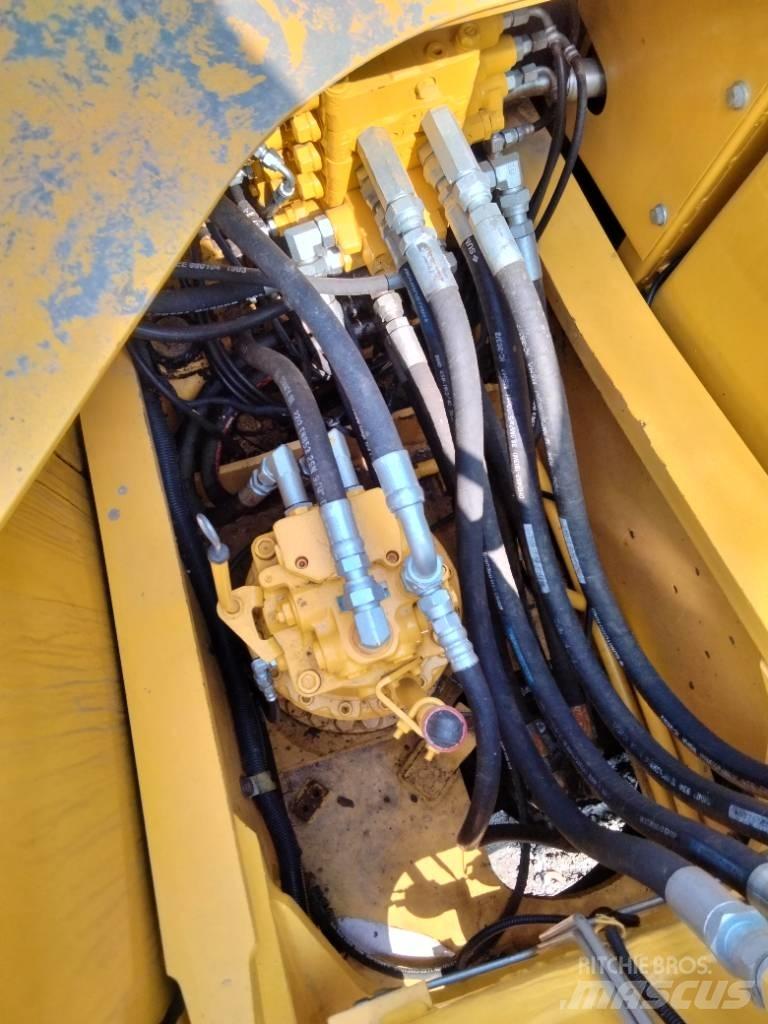 Komatsu PC 160 Midi bagri 7t – 12t