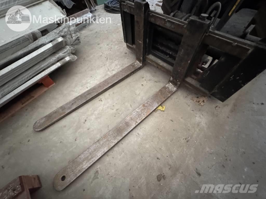 JCB 403 Kolesni nakladalci