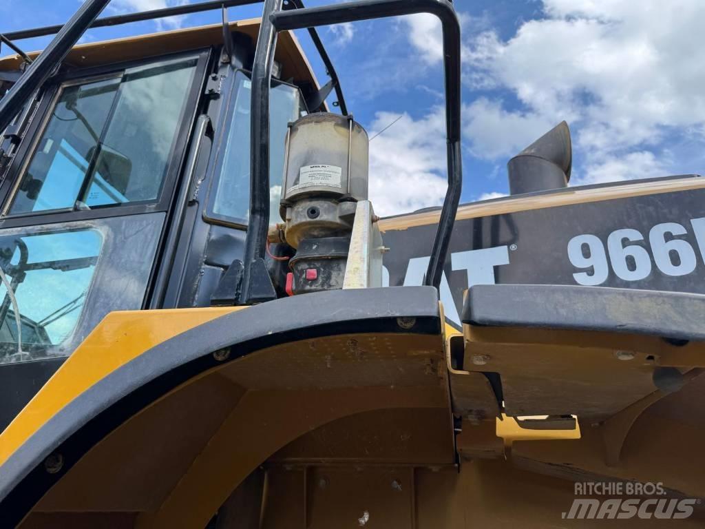 CAT 966 K Kolesni nakladalci