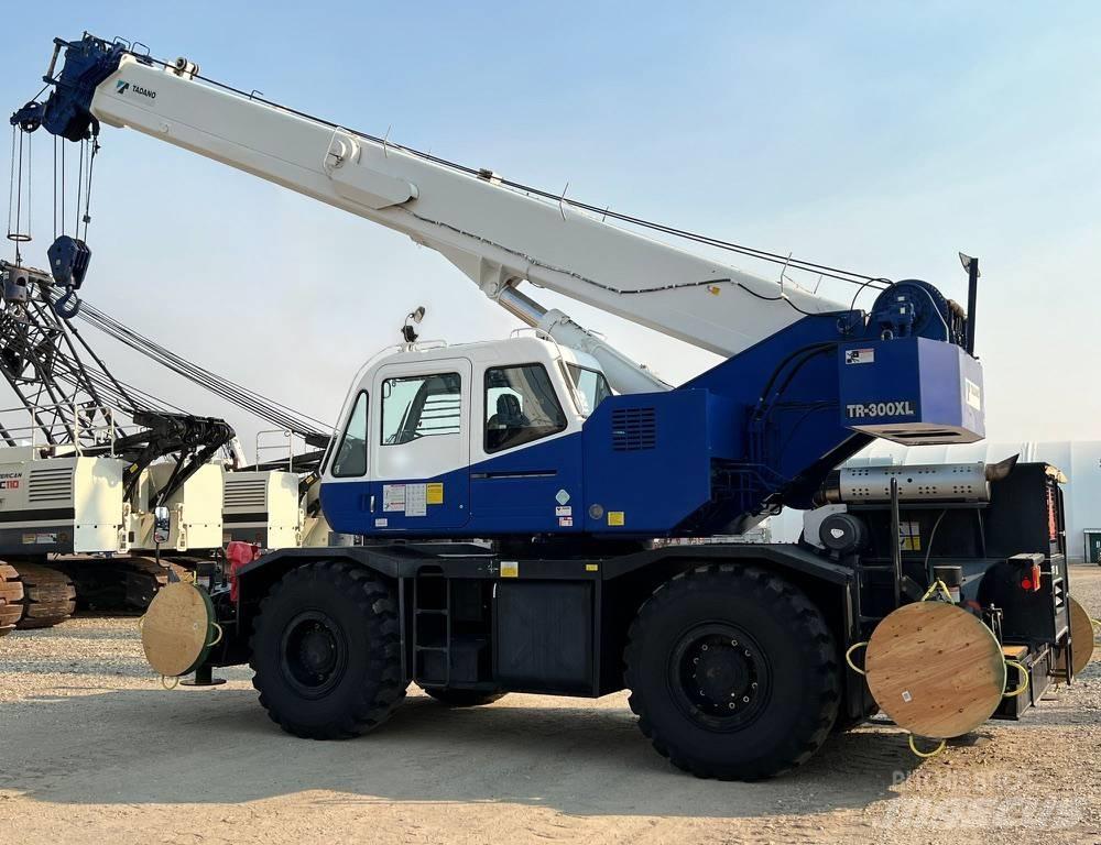 Tadano GR300XL Avtodvigala