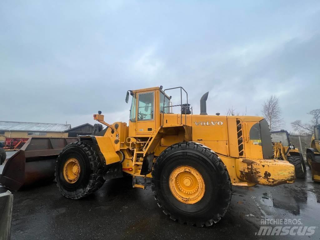 Volvo L 220 E Kolesni nakladalci
