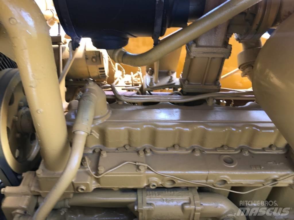 CAT D7G Buldožerji goseničarji