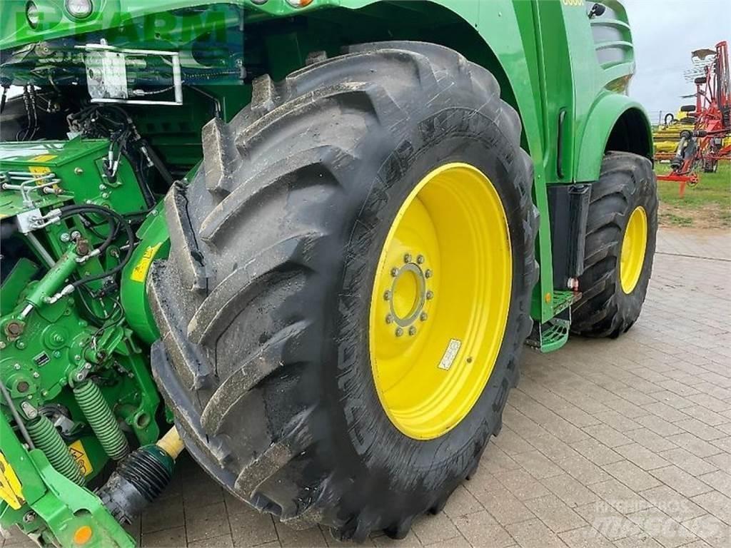John Deere 8600 Stroji za krmo na lastni pogon