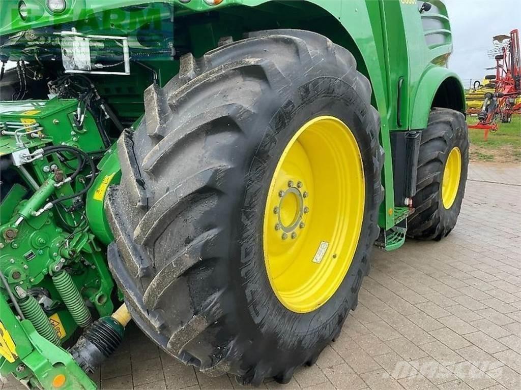 John Deere 8600 Stroji za krmo na lastni pogon