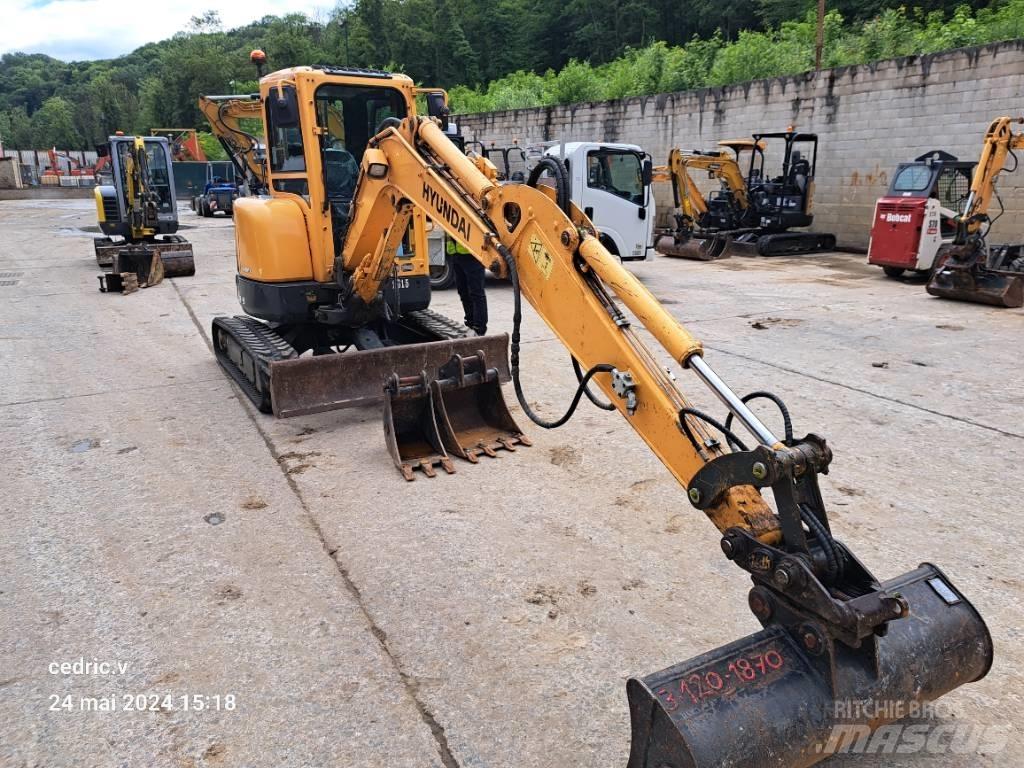 Hyundai R35Z-9 Mini bagri <7t
