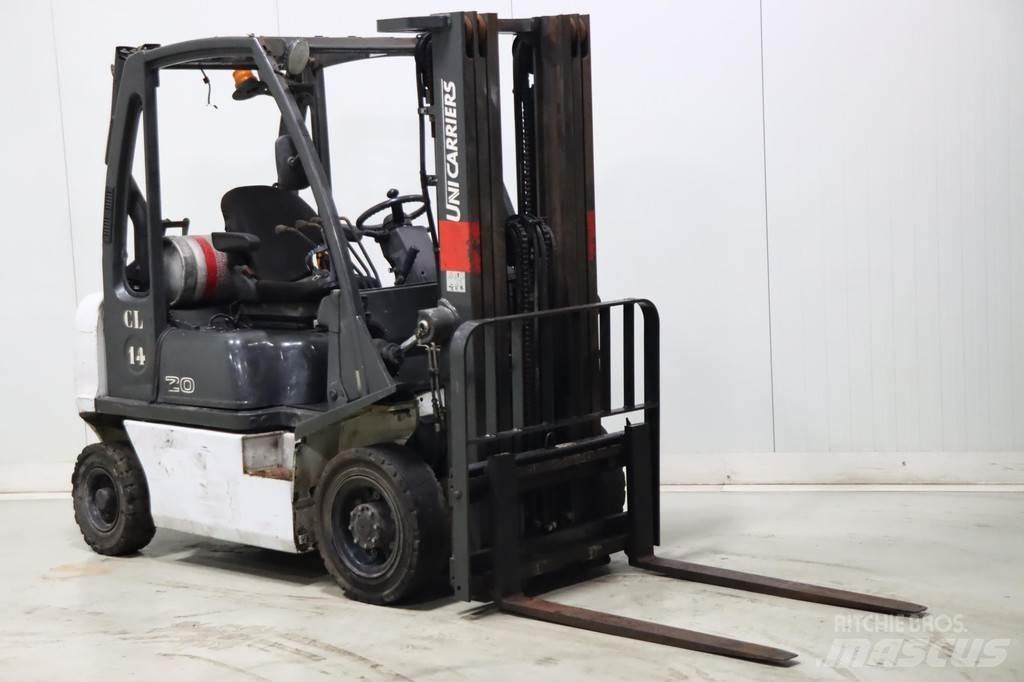 Nissan U1D2A20LQ Plinski viličarji