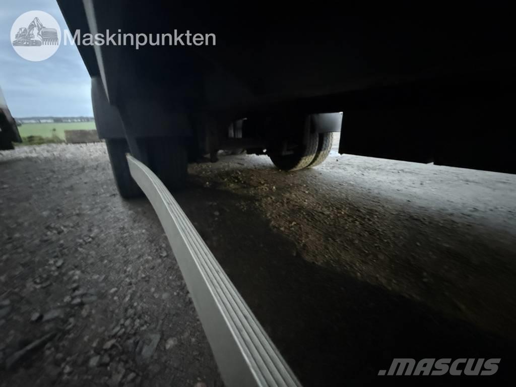 Ekeri S8-D Prikolice zabojniki