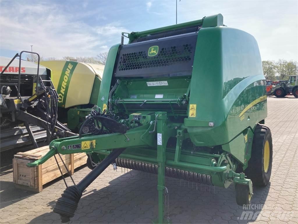 John Deere 990 Balirke (okrogle bale)