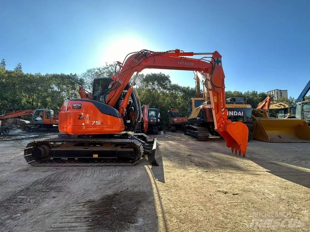 Hitachi ZX 75 Midi bagri 7t – 12t