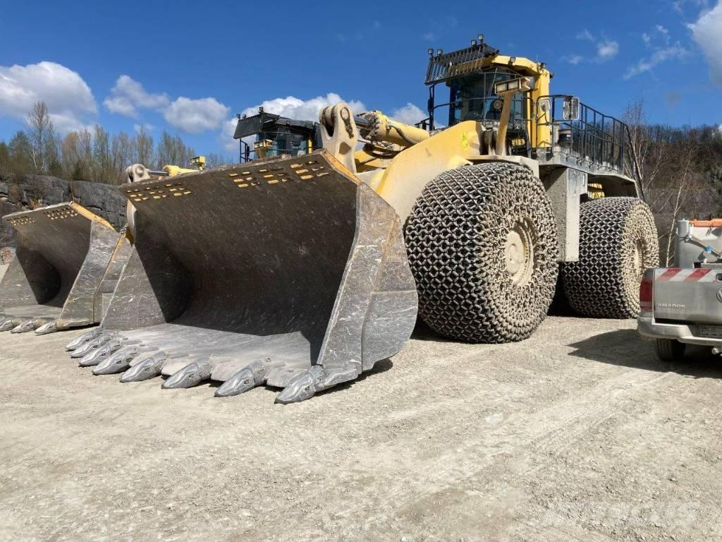 Komatsu WA 800-3 Kolesni nakladalci