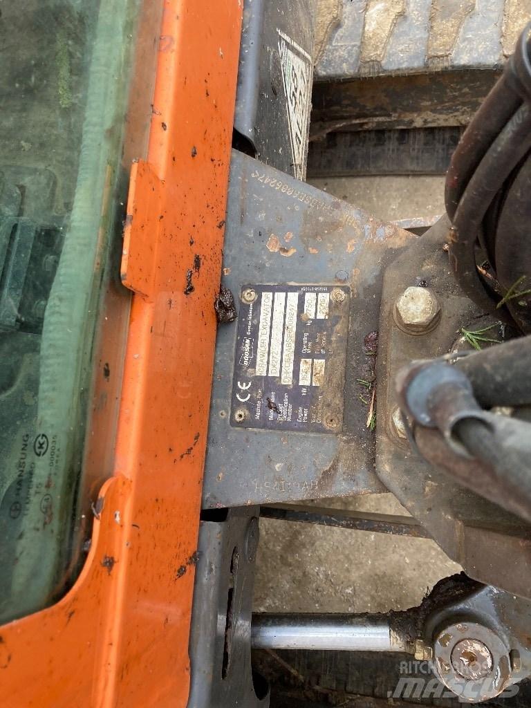Doosan DX 27 Z Mini bagri <7t