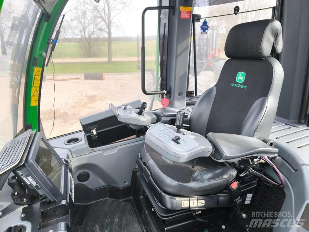 John Deere 1270E Harvesterji