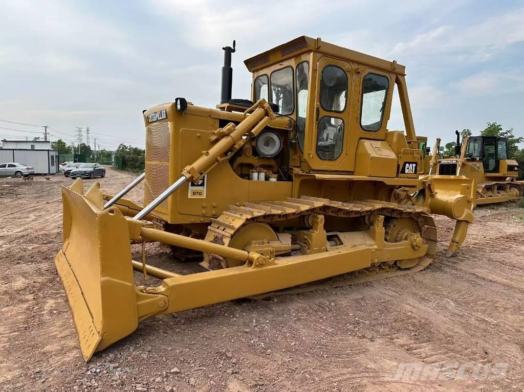 CAT D 7 G Buldožerji goseničarji