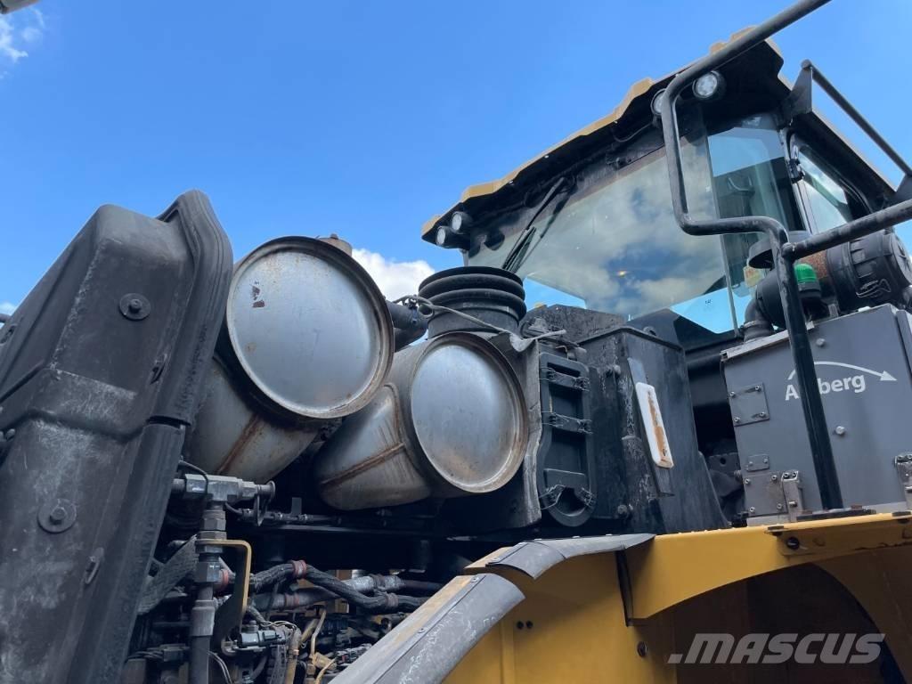 CAT 966MXE Kolesni nakladalci