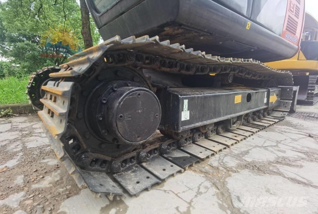 Hitachi ZX 70 Midi bagri 7t – 12t