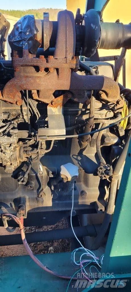 John Deere 4045TF290 Drugo
