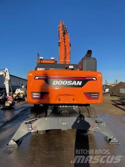 Doosan DX210W-7 Bagri na kolesih