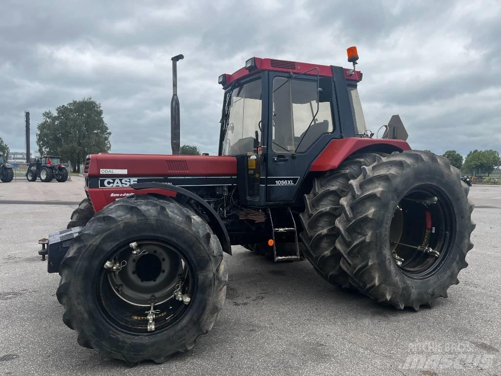 CASE 1056XL Traktorji