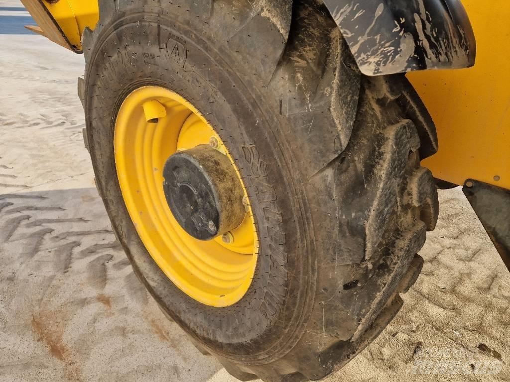 JCB 540-140  BC40 Teleskopski viličarji