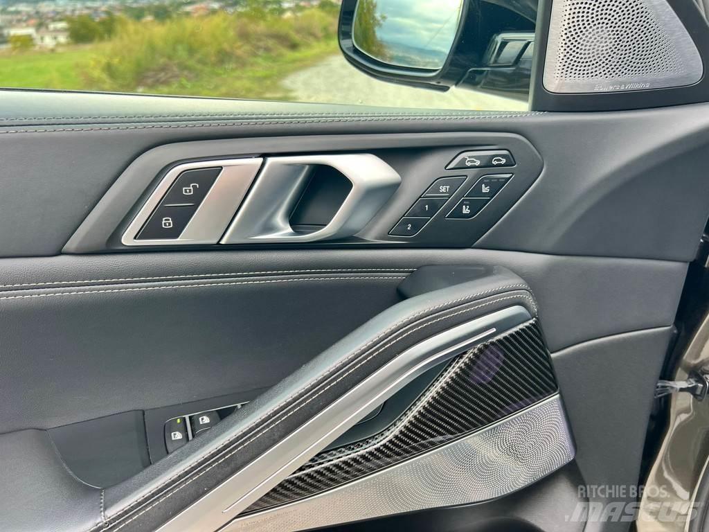 BMW X6 X6M50D Avtomobili