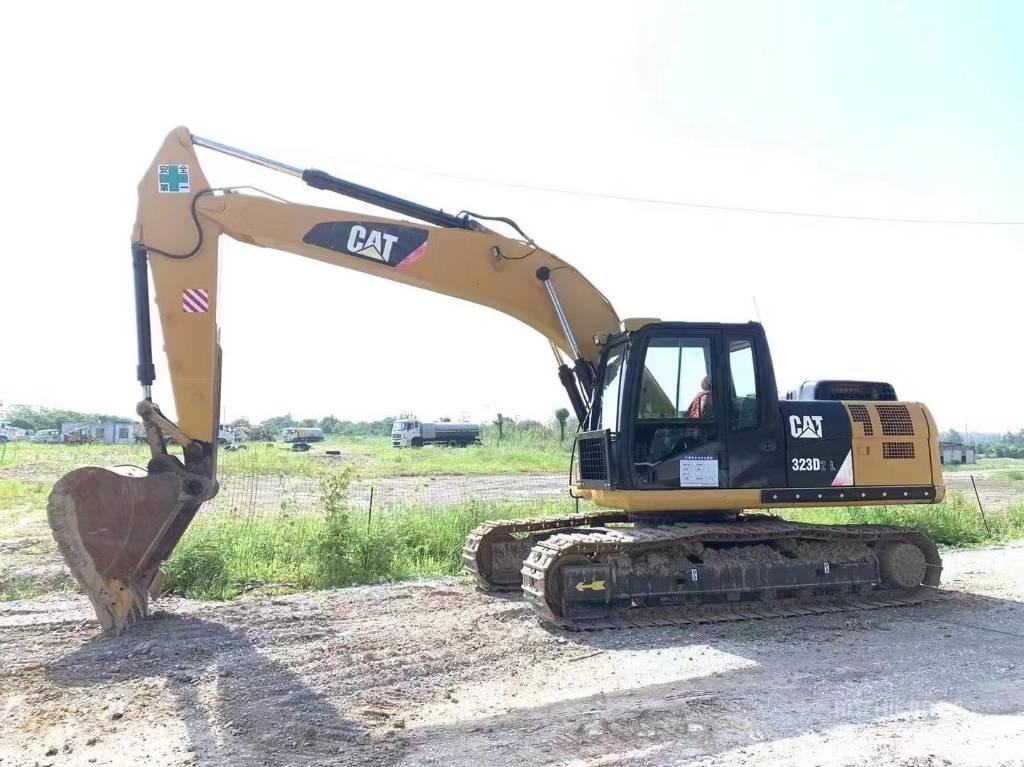 CAT 323D Bagri goseničarji