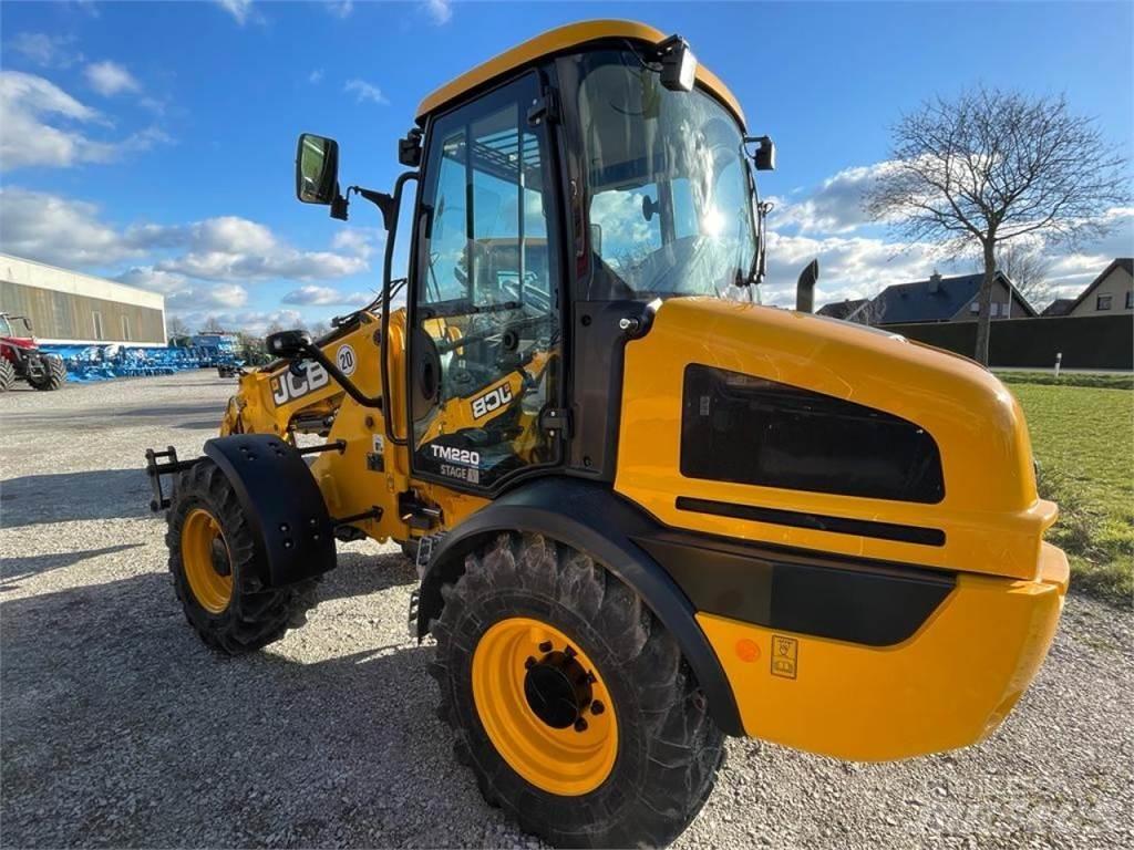 JCB TM 220 Agri Kolesni nakladalci